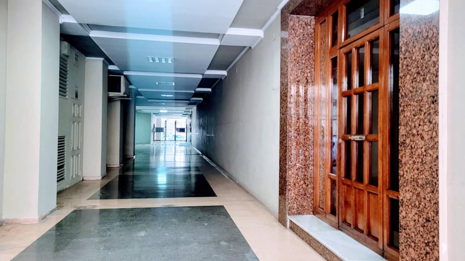 4 bedroom Flat for sale in Oliva - € 134,000 (Ref: 9929449)
