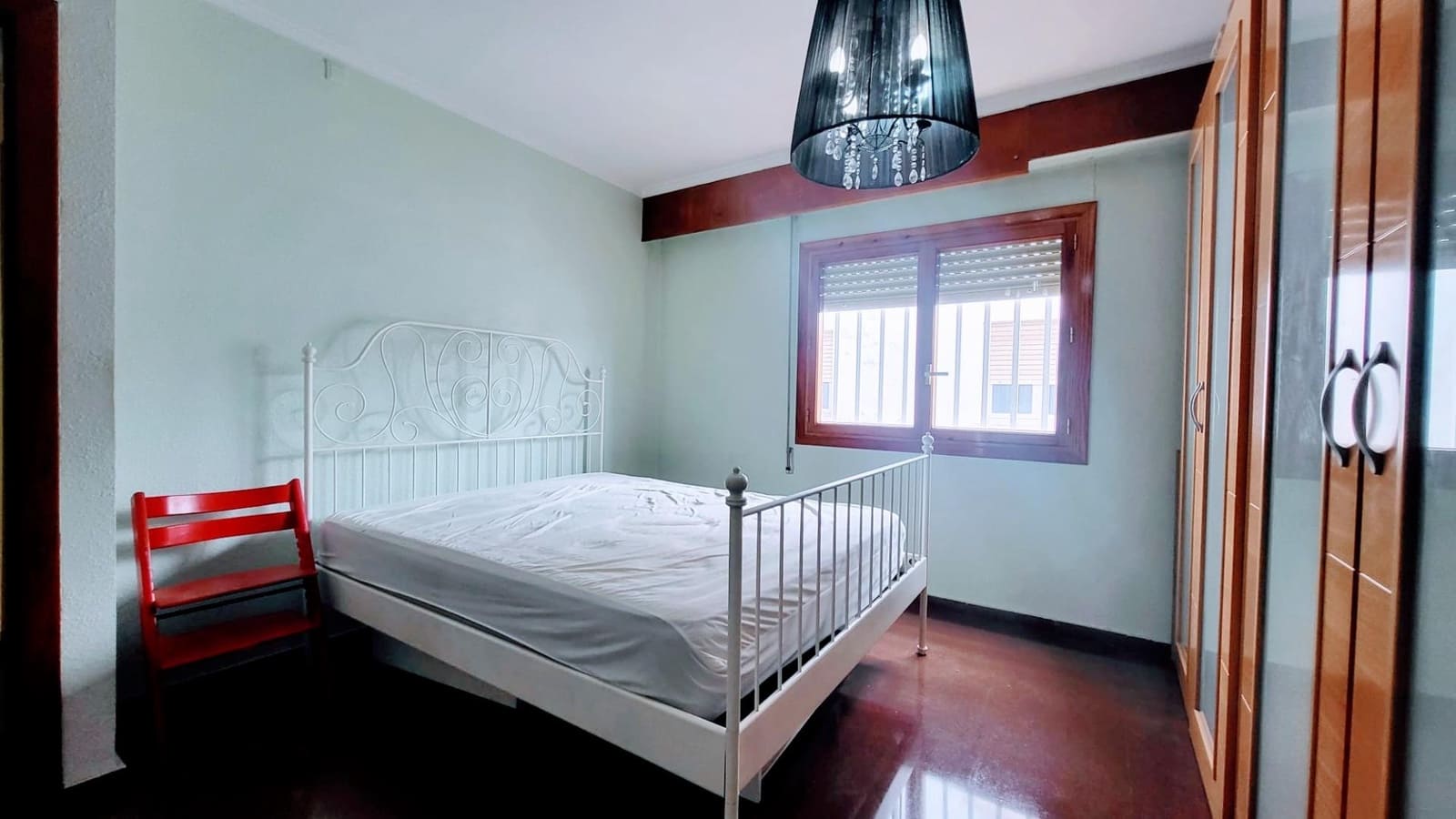 4 bedroom Flat for sale in Oliva - € 134,000 (Ref: 9929449)