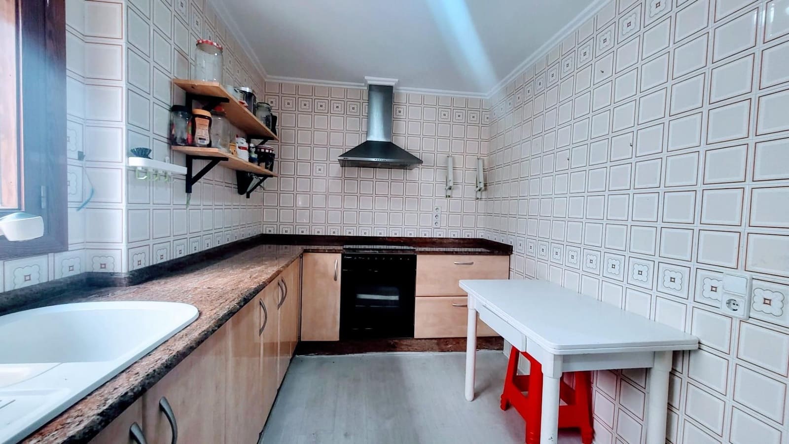 4 bedroom Flat for sale in Oliva - € 134,000 (Ref: 9929449)