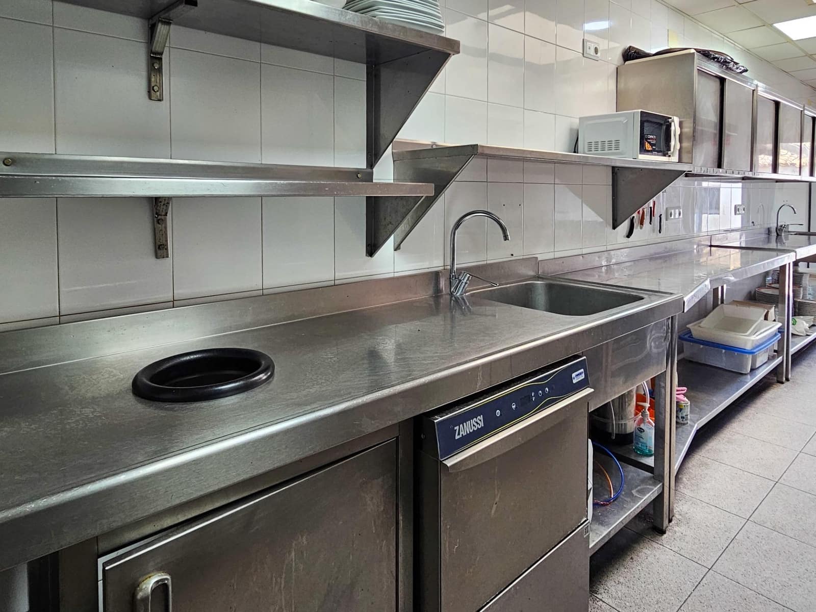 4 slaapkamer Commercieel te koop in Rotova - € 220.000 (Ref: 9929450)