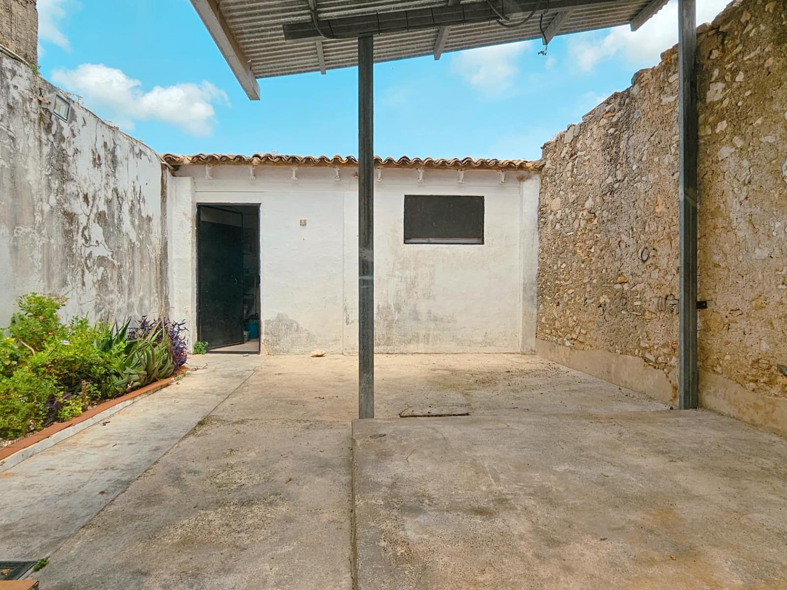 4 slaapkamer Commercieel te koop in Rotova - € 220.000 (Ref: 9929450)
