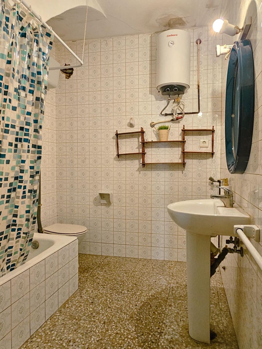 4 slaapkamer Commercieel te koop in Rotova - € 220.000 (Ref: 9929450)