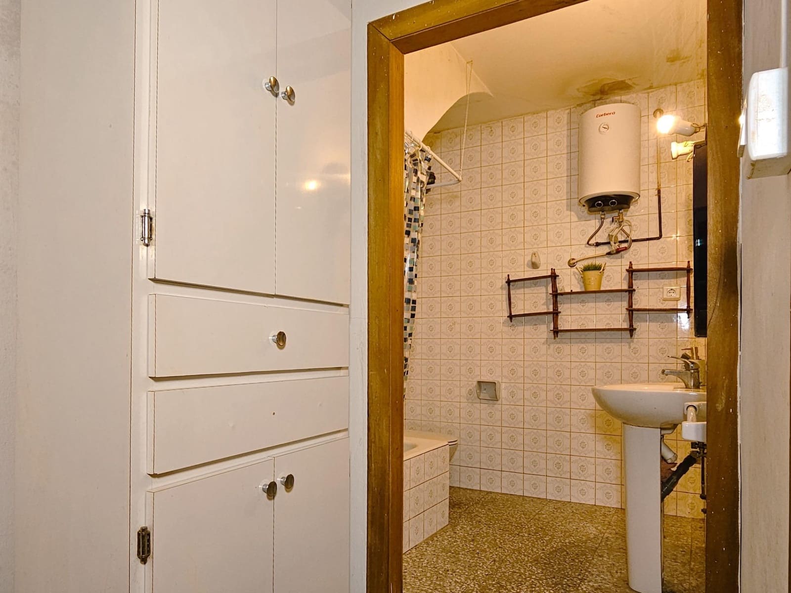 4 slaapkamer Commercieel te koop in Rotova - € 220.000 (Ref: 9929450)