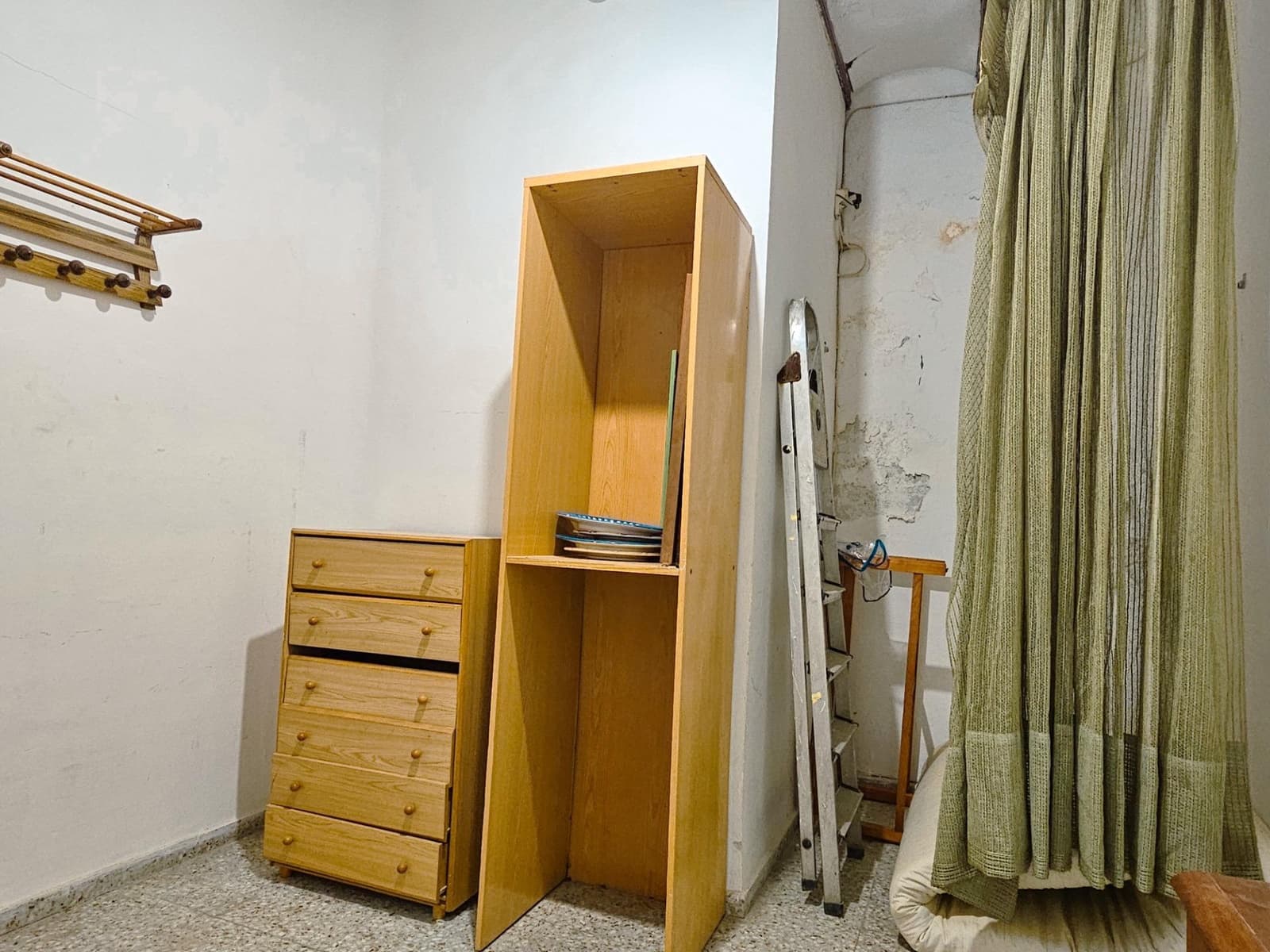 4 slaapkamer Commercieel te koop in Rotova - € 220.000 (Ref: 9929450)