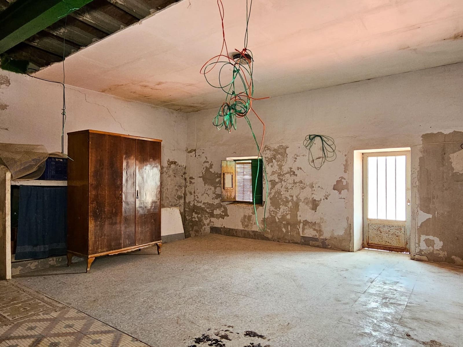 4 slaapkamer Commercieel te koop in Rotova - € 220.000 (Ref: 9929450)