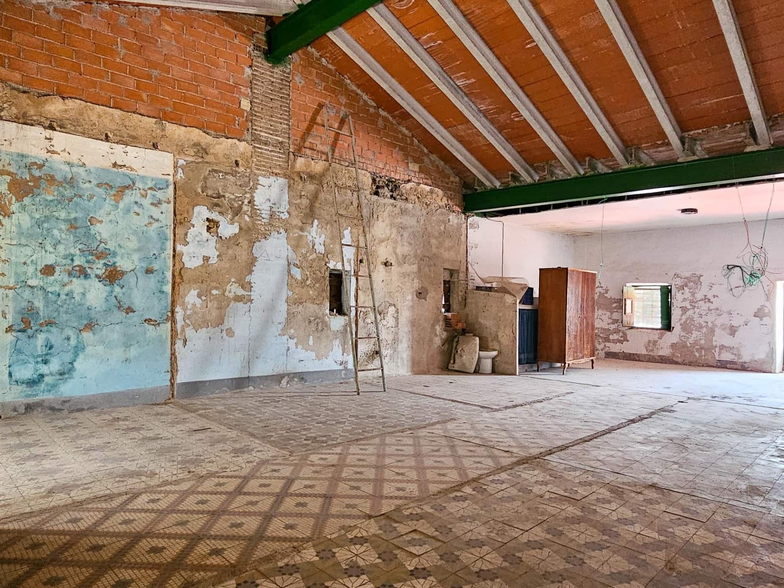 4 slaapkamer Commercieel te koop in Rotova - € 220.000 (Ref: 9929450)