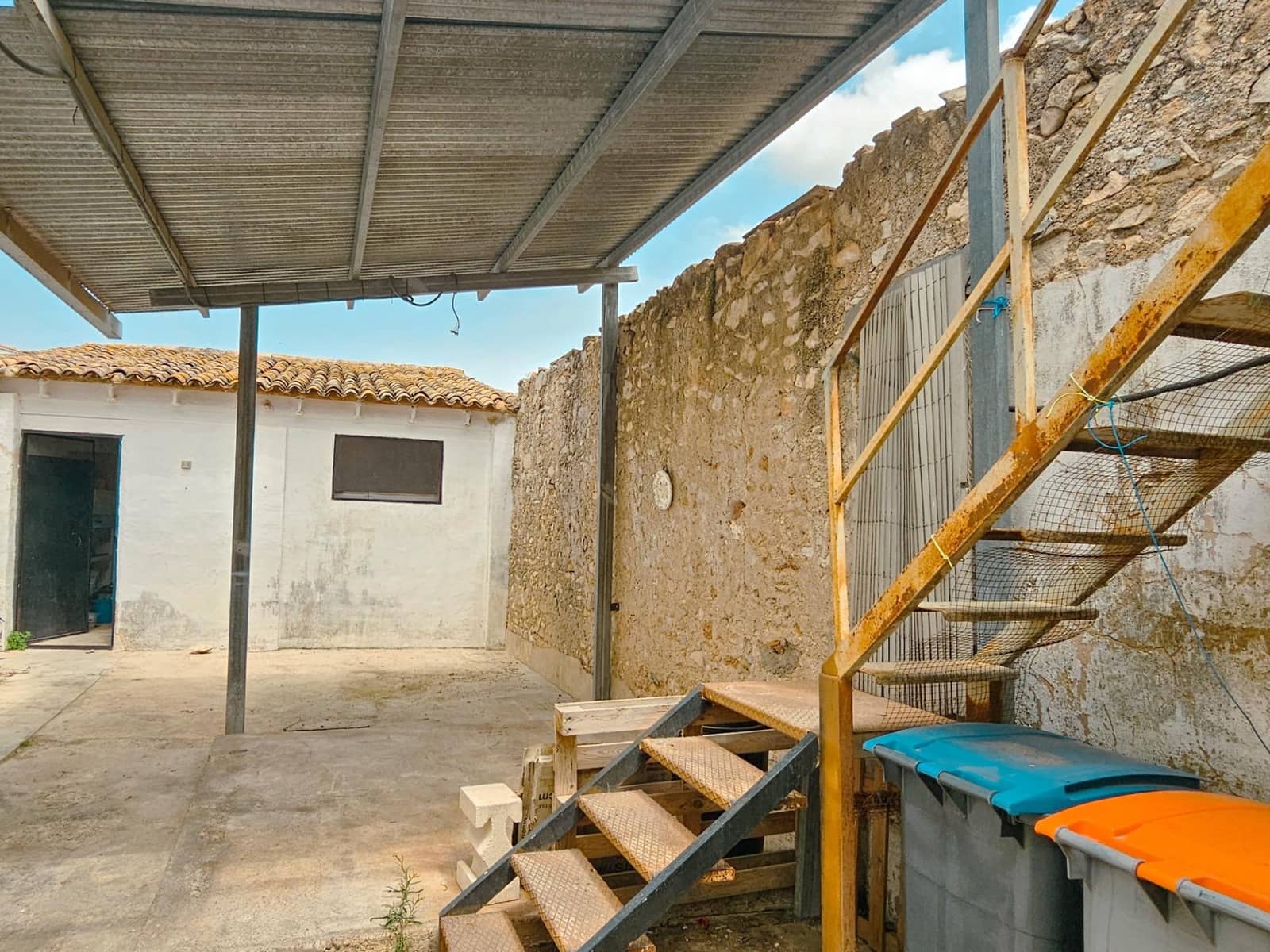 4 slaapkamer Bedrijf te koop in Rotova - € 220.000 (Ref: 9929459)