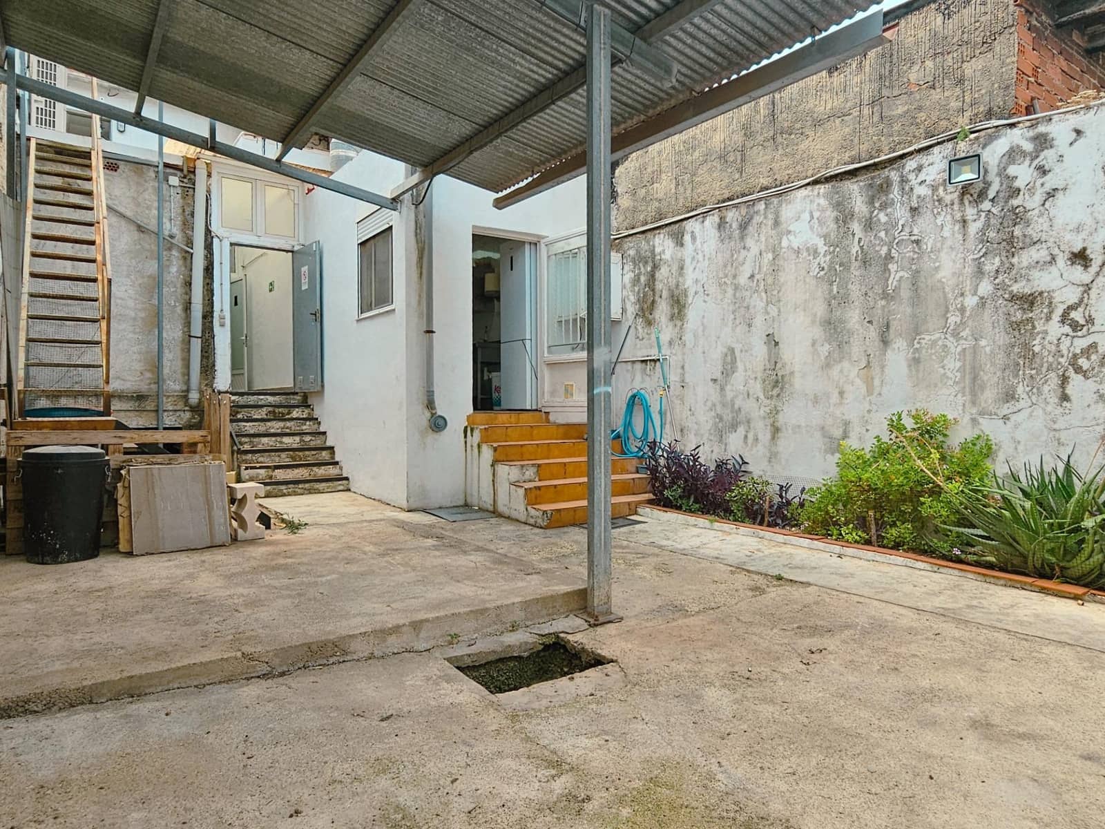 4 slaapkamer Bedrijf te koop in Rotova - € 220.000 (Ref: 9929459)