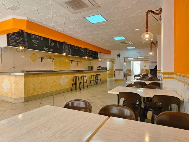 4 slaapkamer Bedrijf te koop in Rótova - € 220.000 (Ref: 9929459)