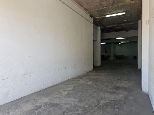Kommersiell til salgs i Real de Gandía - € 93 000 (Ref: 9942562)