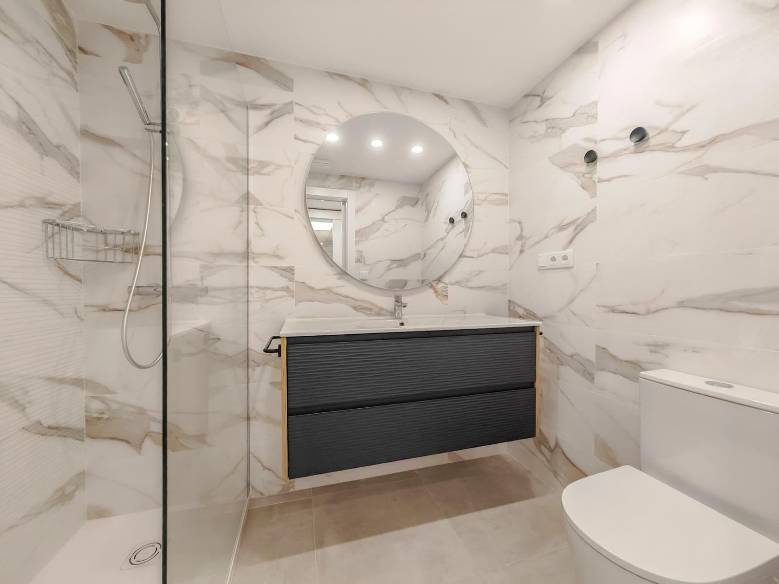 3 Zimmer Apartment zu verkaufen in Gandia mit Pool Garage - 369.000 € (Ref: 9949838)