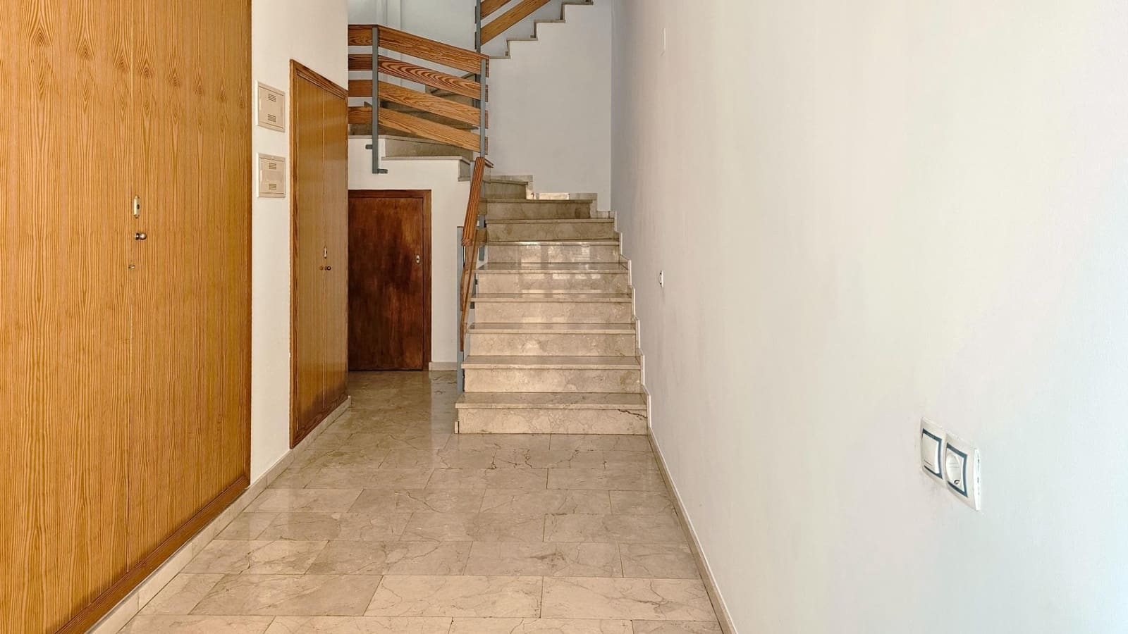 3 bedroom Flat for sale in Daimus - € 230,000 (Ref: 9994302)