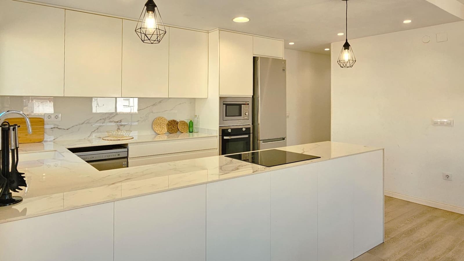 3 bedroom Flat for sale in Daimus - € 230,000 (Ref: 9994302)