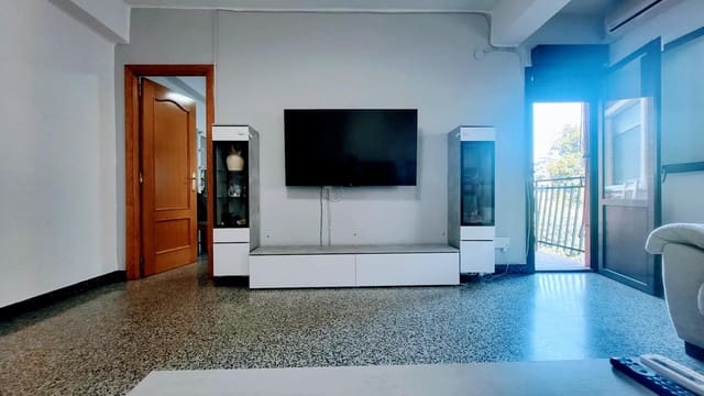 3 bedroom Flat for sale in Xàtiva - € 129,000 (Ref: 9998849)