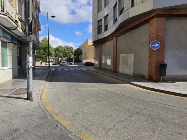 Local Commercial à louer à Cartagena Ciudad, Carthagène - 900 € (Ref: 7517152)