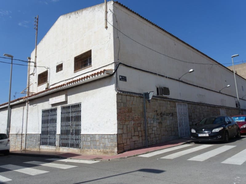 Kommersiell til salgs i Cartagena - € 373 000 (Ref: 7659946)