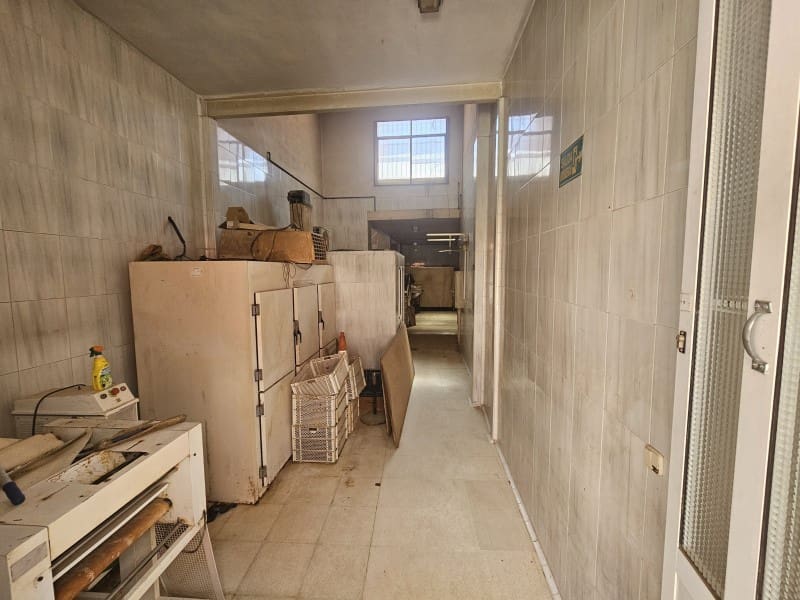 Erhverv til salg i Cartagena - € 210.000 (Ref: 9032735)