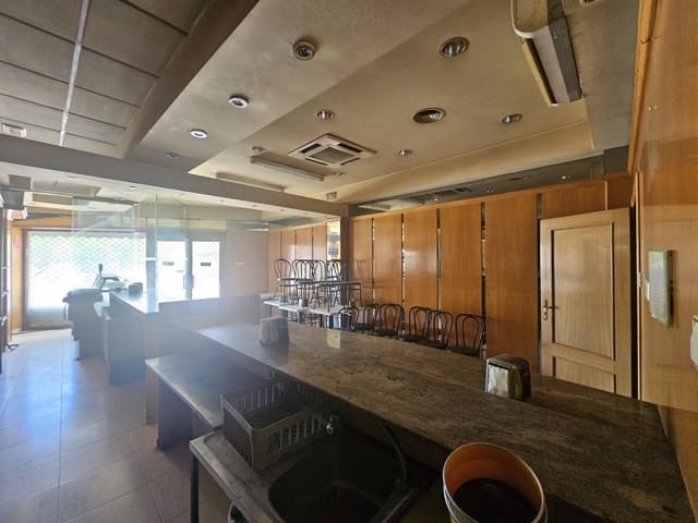 Kommersiell til salgs i El Plan, Cartagena - € 210 000 (Ref: 9032735)