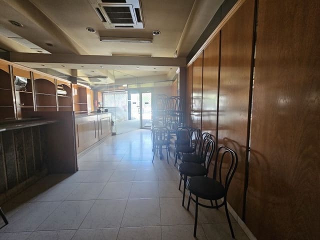 Kommersiell til salgs i El Plan, Cartagena - € 210 000 (Ref: 9032735)