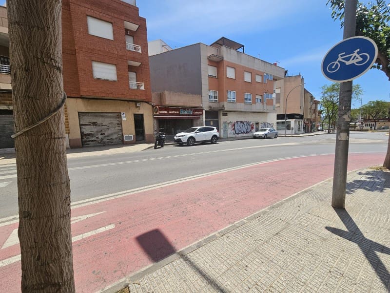 Erhverv til salg i Cartagena - € 210.000 (Ref: 9032735)