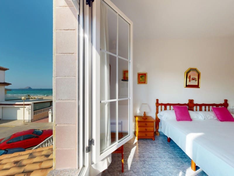 6 bedroom Villa for sale in La Manga del Mar Menor - € 995,000 (Ref: 9109063)