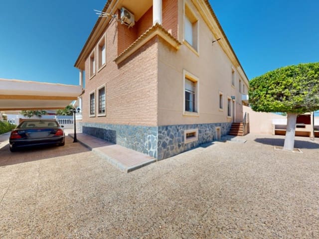 6 sypialnia Willa na sprzedaż w La Manga del Mar Menor - 995 000 € (Ref: 9109063)