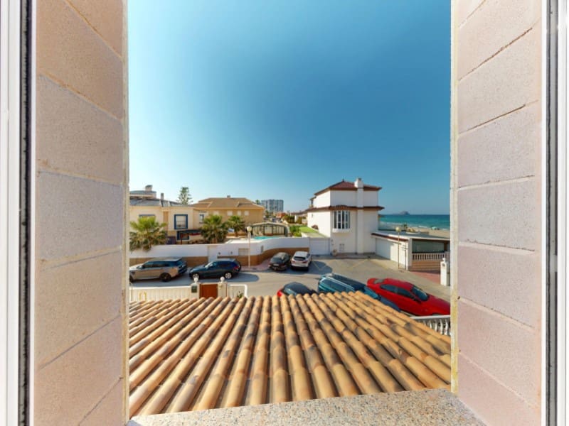 6 bedroom Villa for sale in La Manga del Mar Menor - € 995,000 (Ref: 9109063)