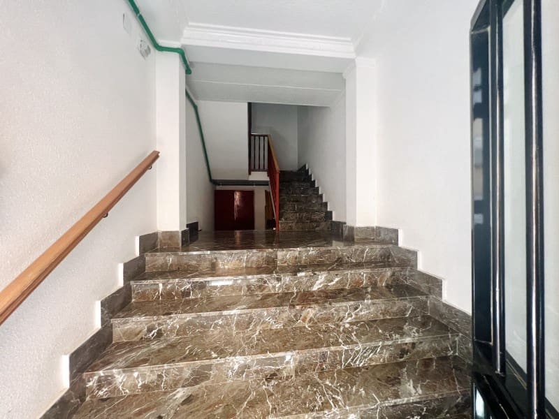 3 slaapkamer Flat te koop in La Union - € 95.000 (Ref: 9206890)