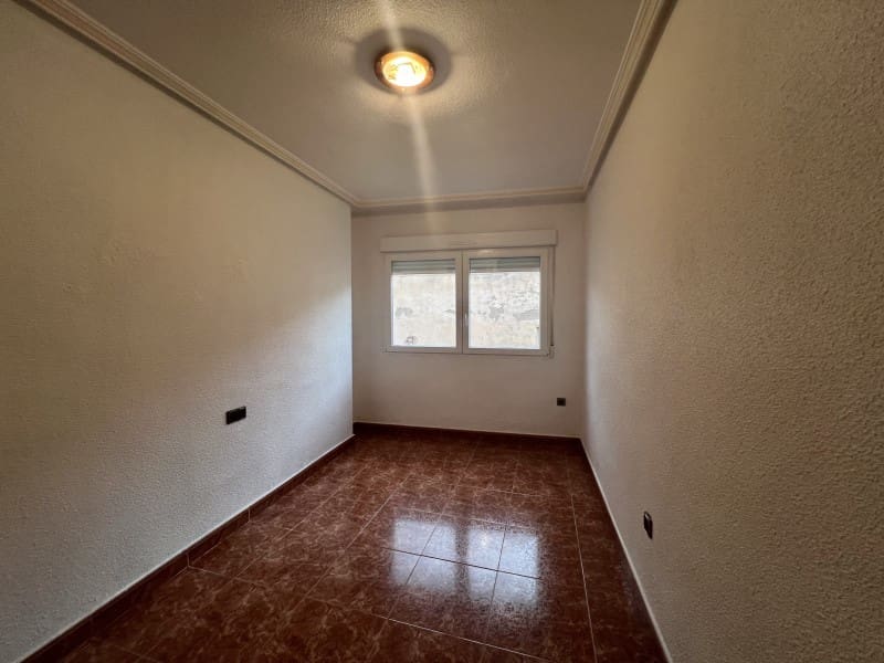 3 slaapkamer Flat te koop in La Union - € 95.000 (Ref: 9206890)