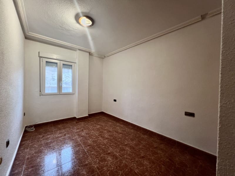 3 slaapkamer Flat te koop in La Union - € 95.000 (Ref: 9206890)