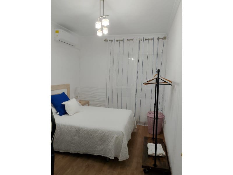 3 soveværelse Byhus til leje i Cartagena - € 300 (Ref: 9218801)