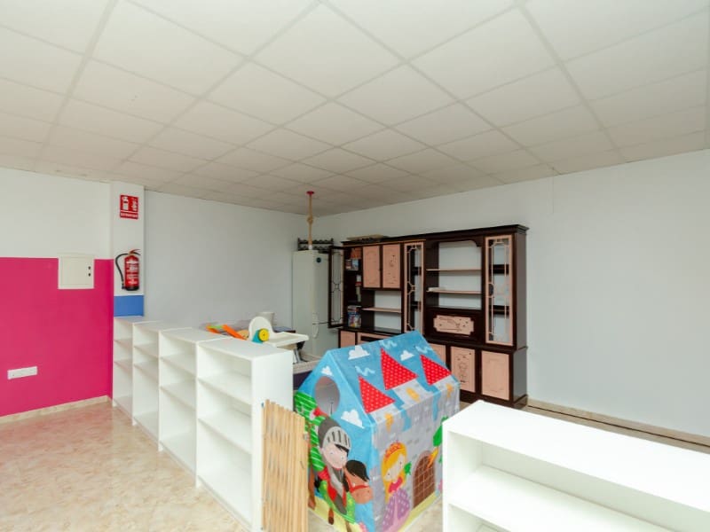 Commercial for sale in Pozo Estrecho - € 90,000 (Ref: 9282501)