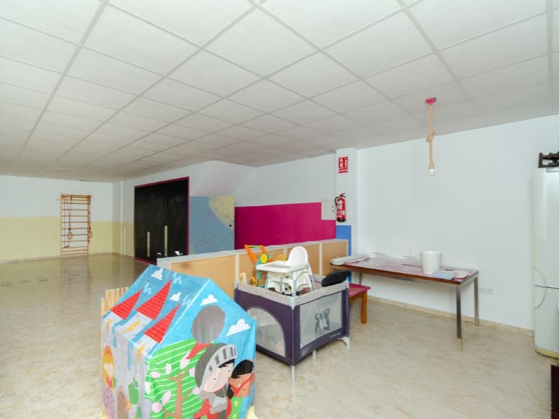 Commercial for sale in Pozo Estrecho - € 90,000 (Ref: 9282501)