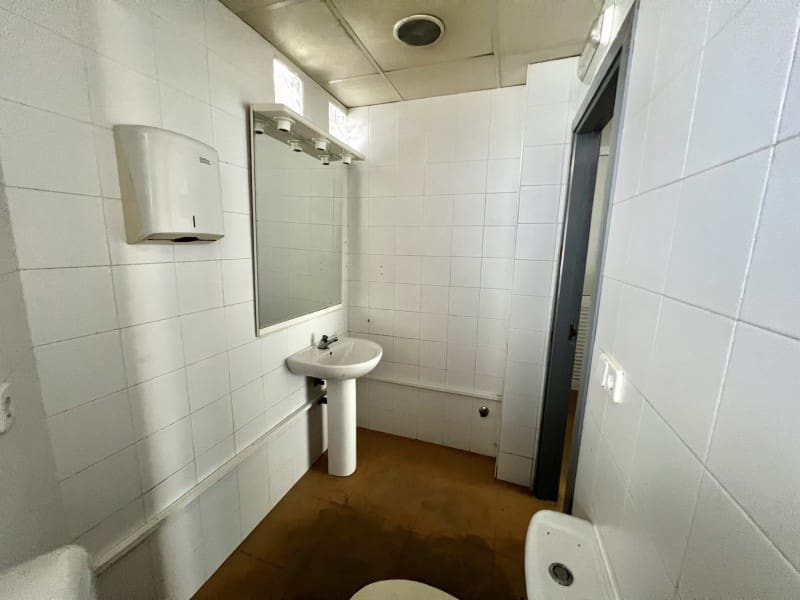 Commercial for rent in Cartagena - € 650 (Ref: 9326726)