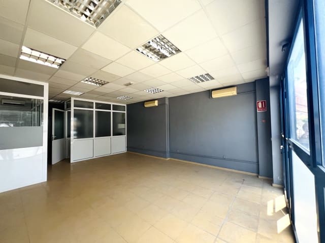 Local Commercial à louer à El Hondon, Carthagène - 650 € (Ref: 9326726)