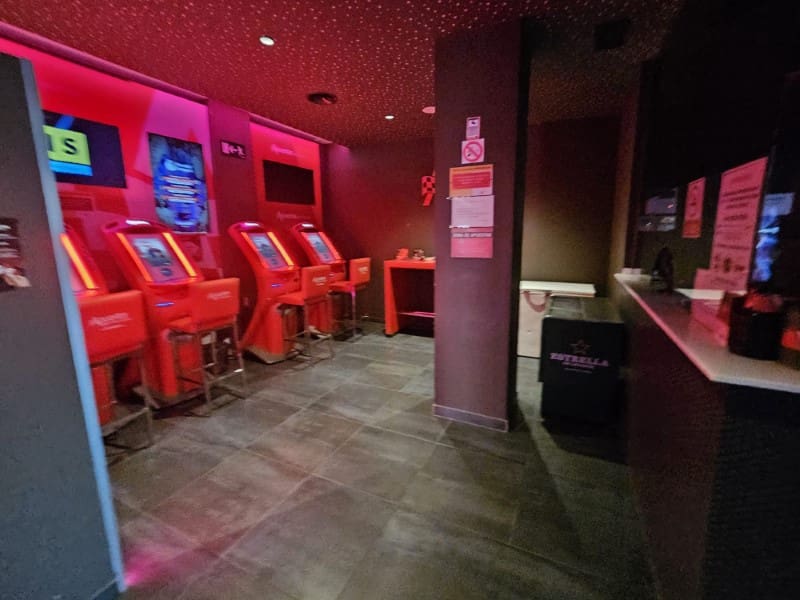 Kommersiell till salu i Canteras - 250 000 € (Ref: 9400838)