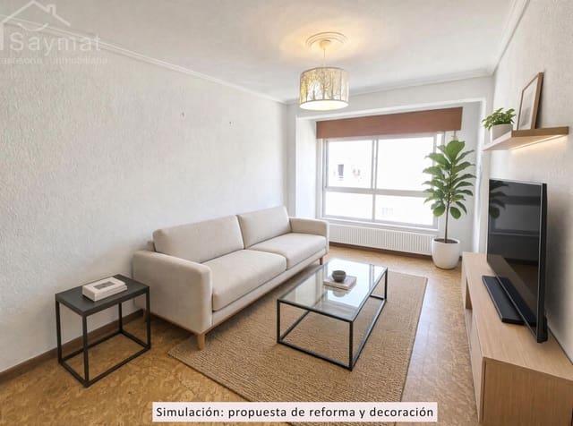 3 bedroom Flat for sale in Santander with garage - € 165,000 (Ref: 10077098)