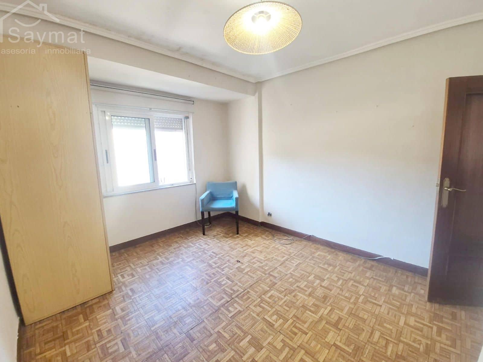 3 bedroom Flat for sale in Santander with garage - € 165,000 (Ref: 10077098)