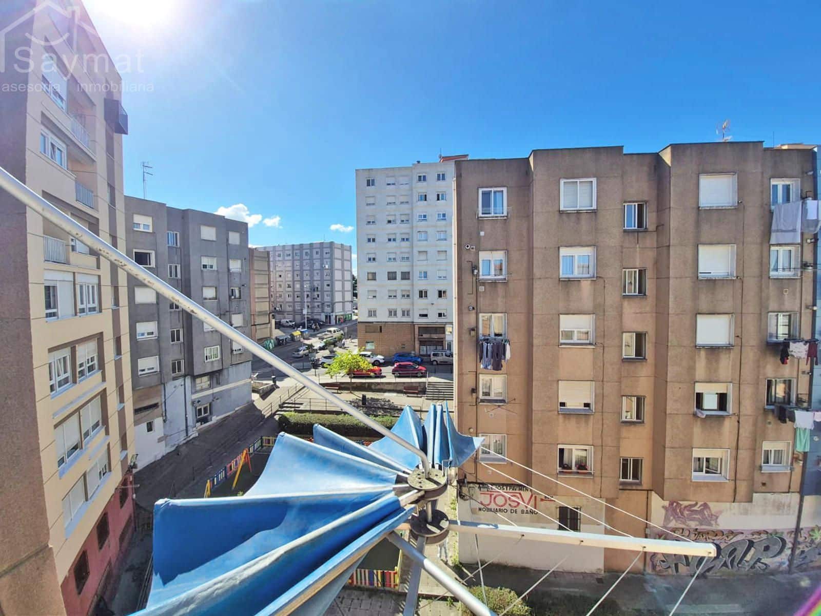 3 bedroom Flat for sale in Santander with garage - € 165,000 (Ref: 10077098)