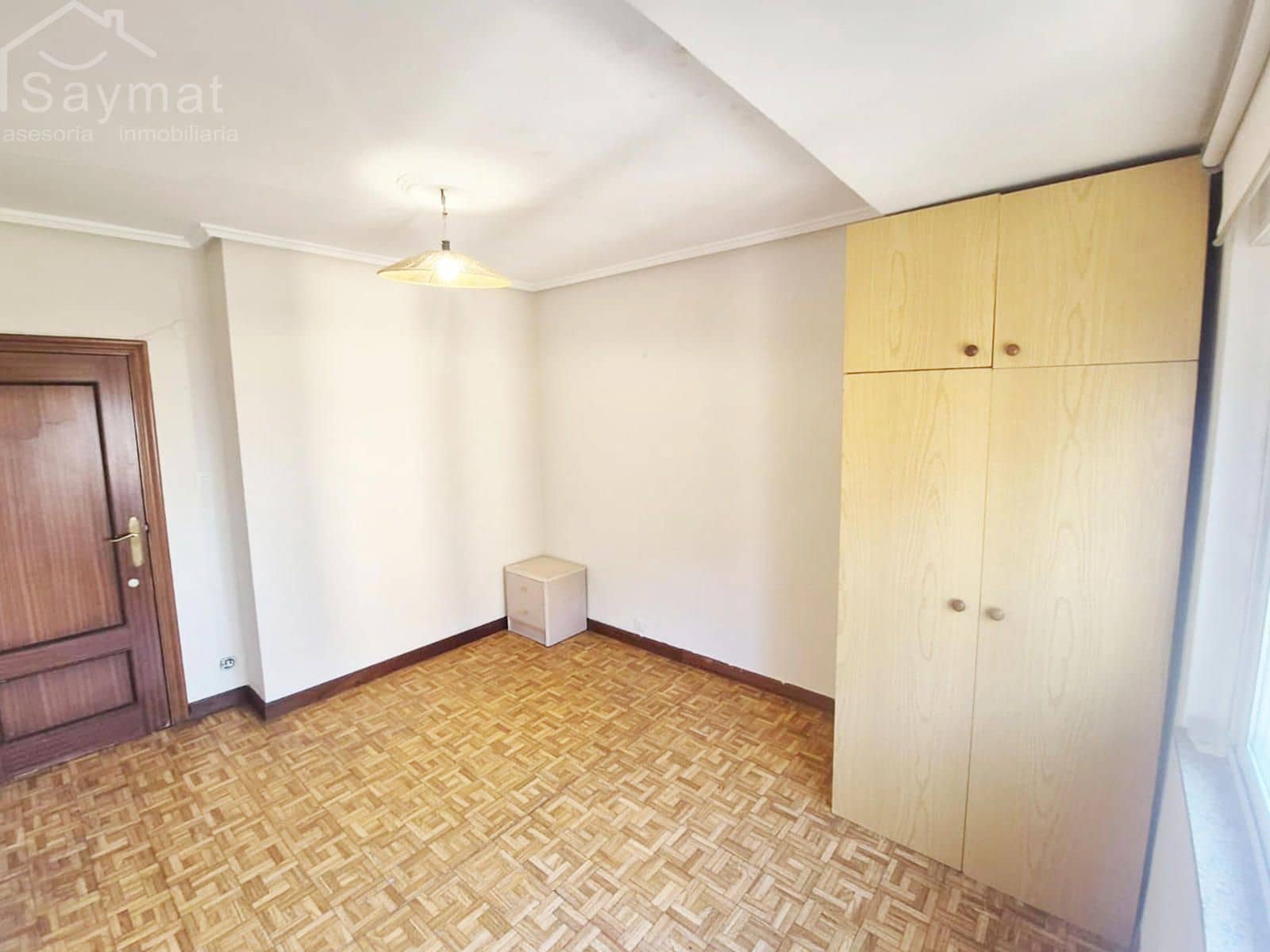 3 bedroom Flat for sale in Santander with garage - € 165,000 (Ref: 10077098)