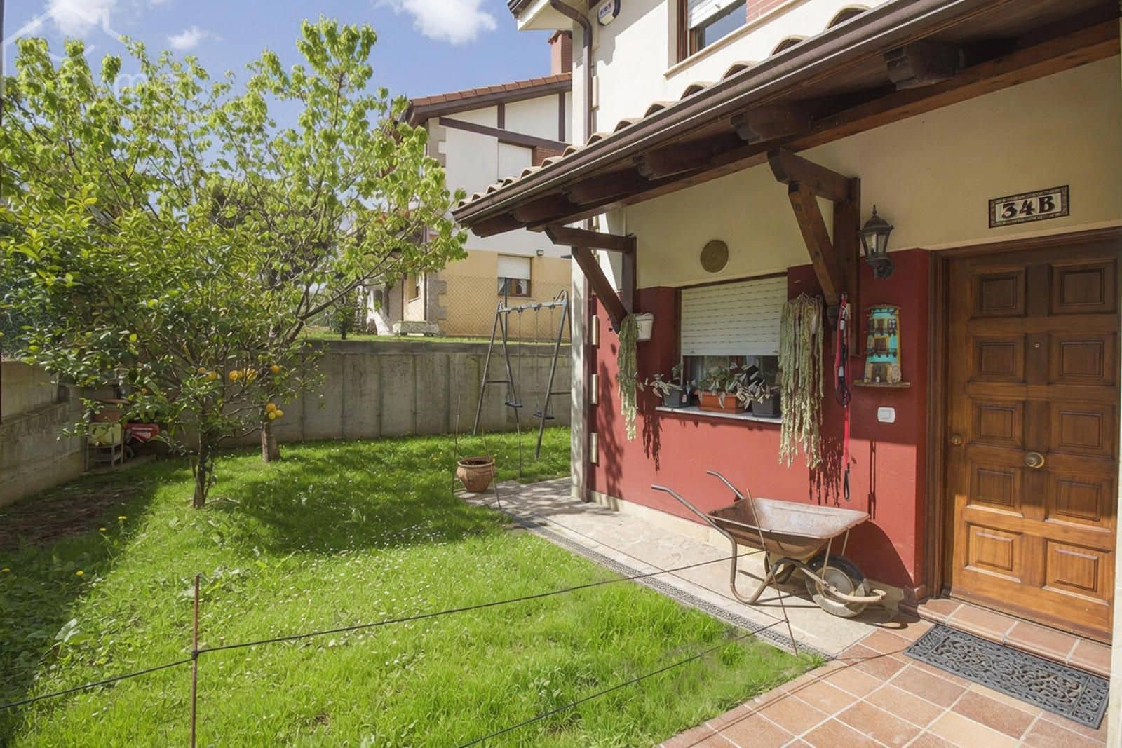 4 sypialnia Willa na sprzedaż w Hoznayo - 360 000 € (Ref: 9981242)