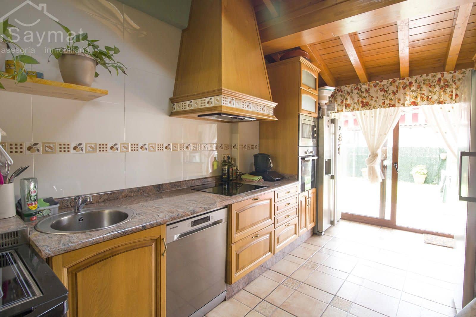 4 sypialnia Willa na sprzedaż w Hoznayo - 360 000 € (Ref: 9981242)