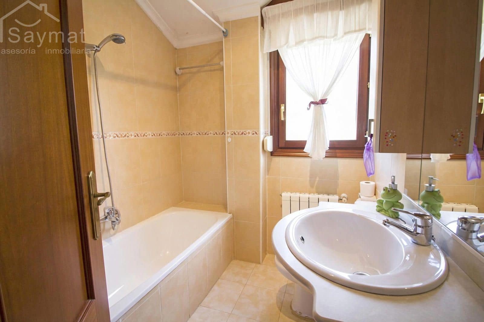 4 sypialnia Willa na sprzedaż w Hoznayo - 360 000 € (Ref: 9981242)