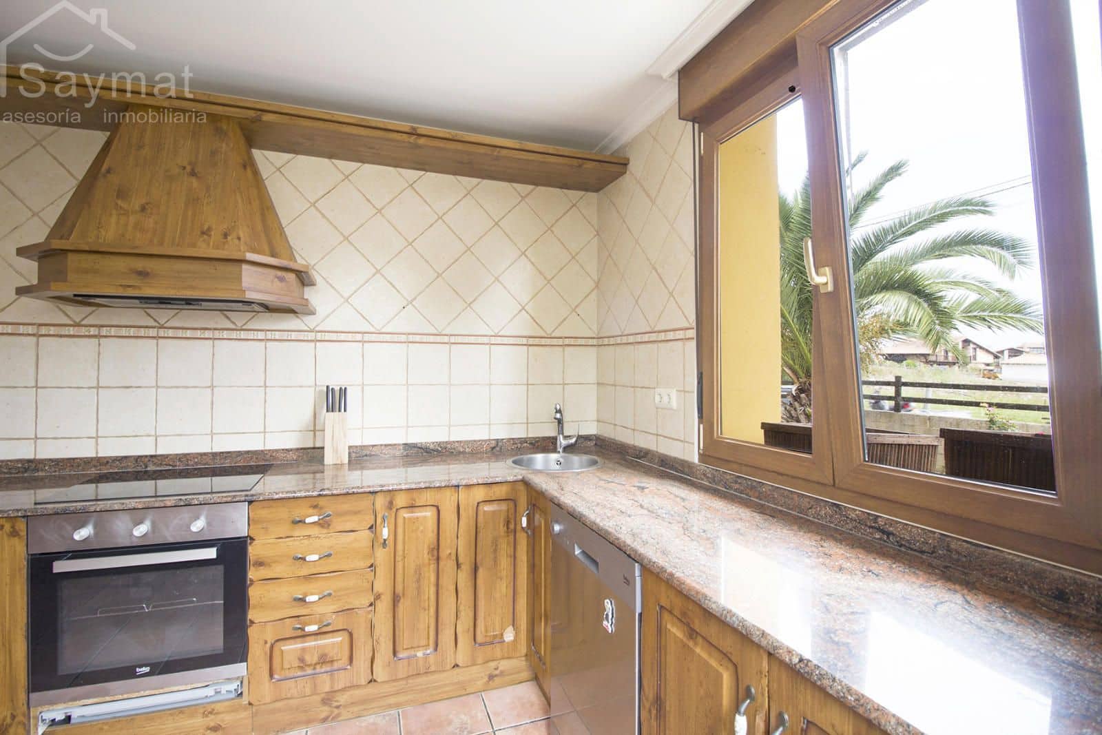 Chalet de 5 habitaciones en San Vicente de la Barquera en venta - 548.000 € (Ref: 9981243)