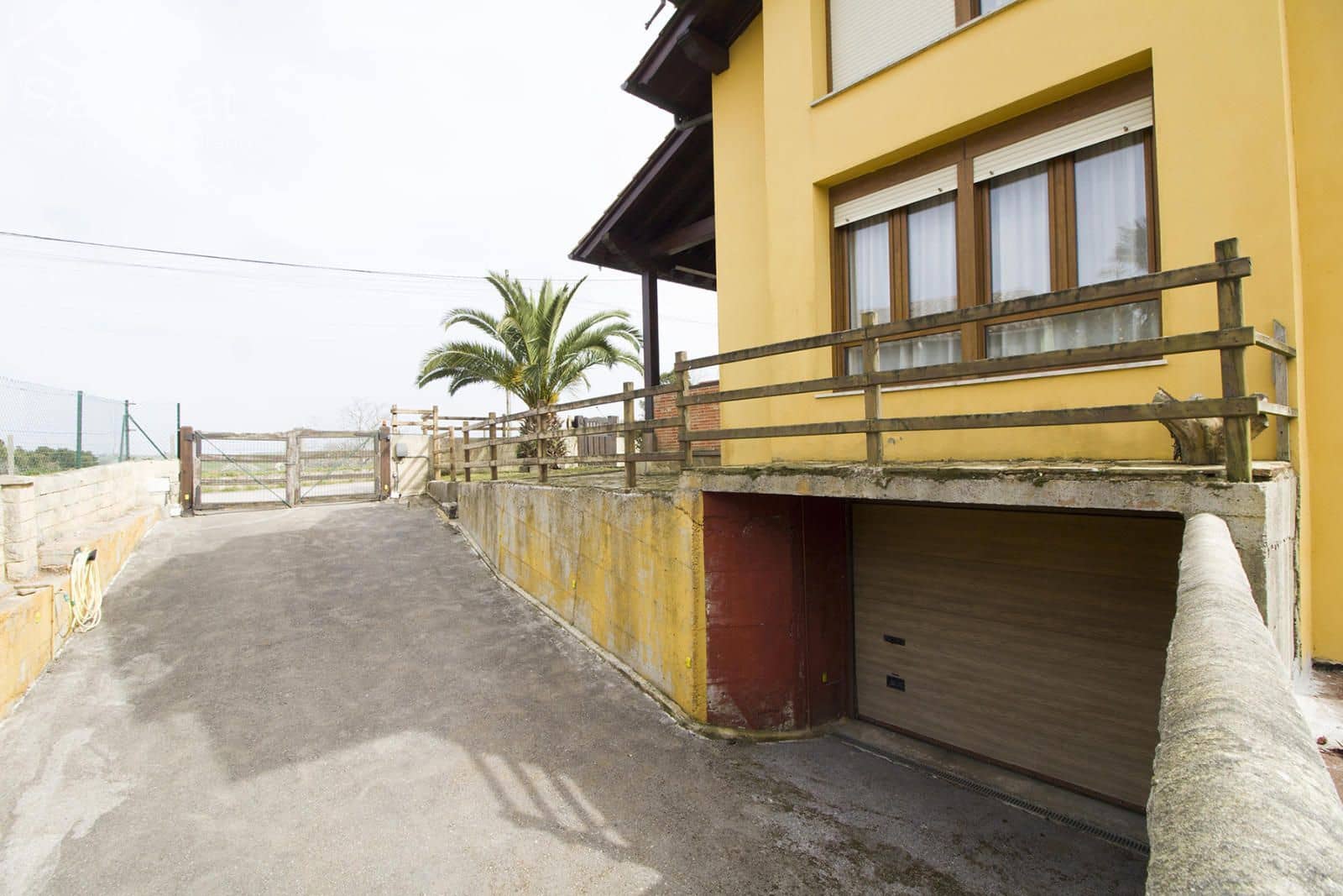 Chalet de 5 habitaciones en San Vicente de la Barquera en venta - 548.000 € (Ref: 9981243)