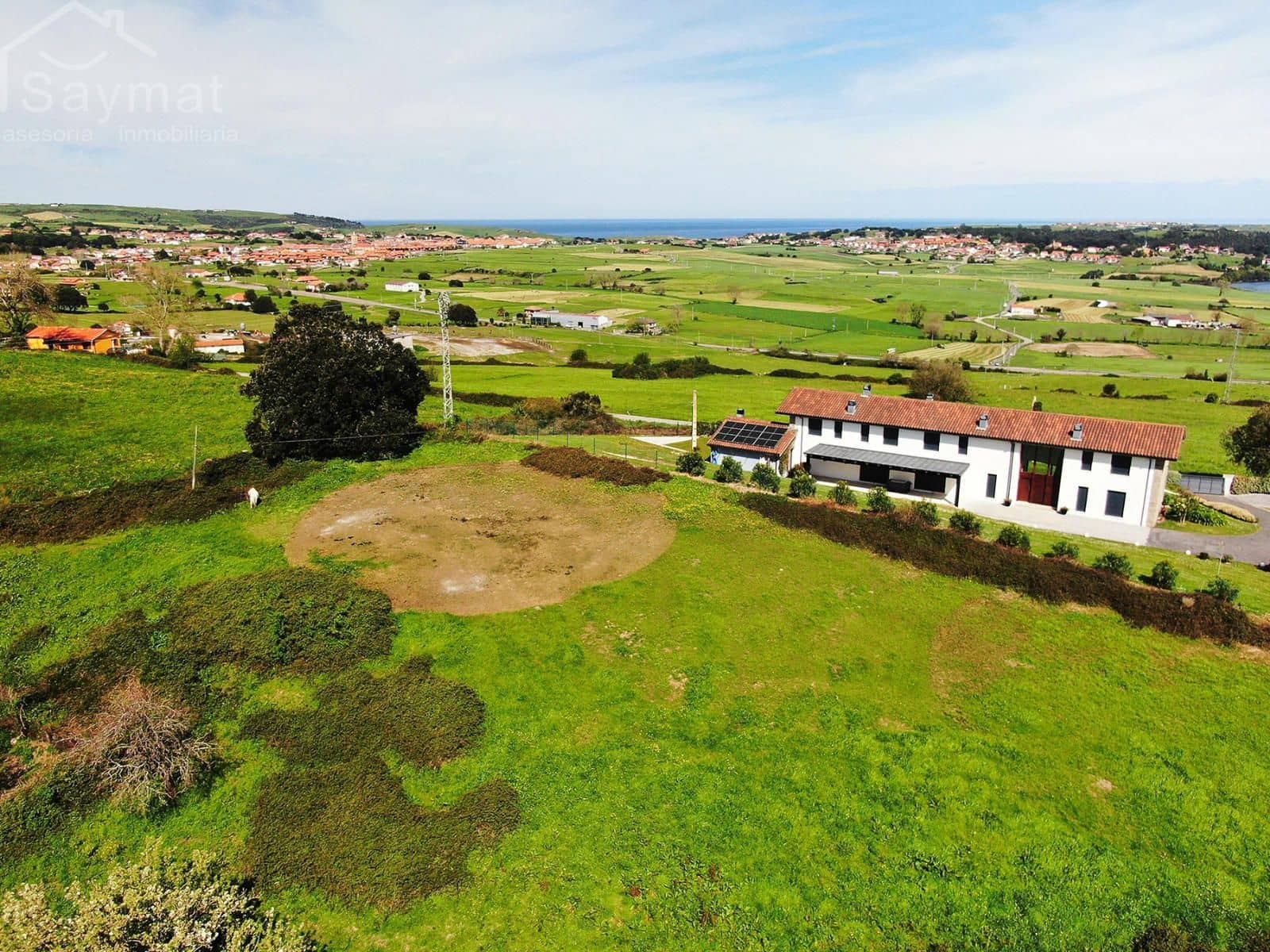 Villa for sale in Bareyo - € 120,000 (Ref: 9981245)