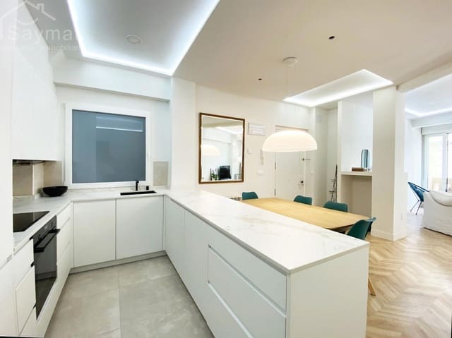 Piso de 4 habitaciones en Santander en venta - 550.000 € (Ref: 9981249)