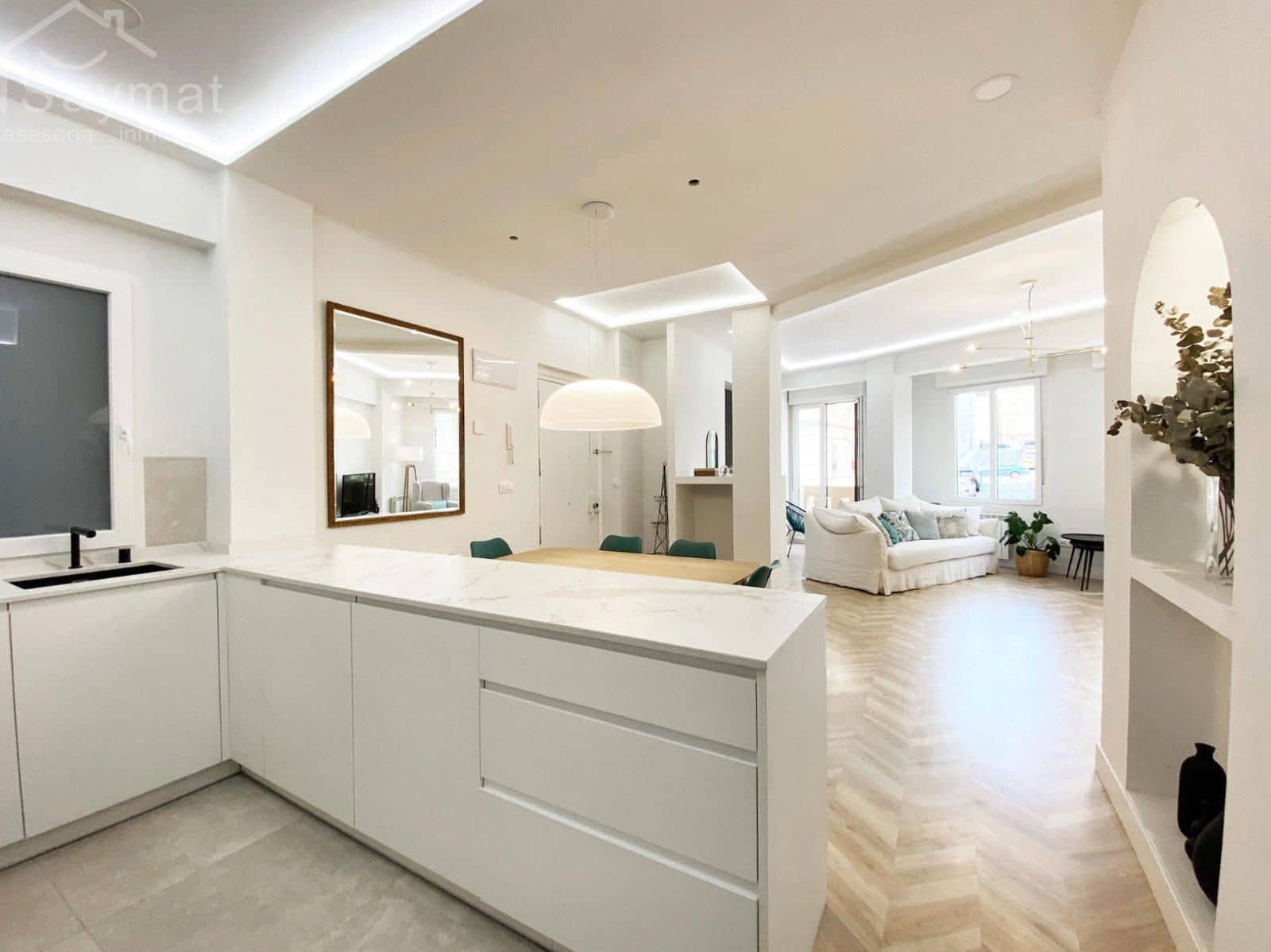 Piso de 4 habitaciones en Santander en venta - 550.000 € (Ref: 9981249)