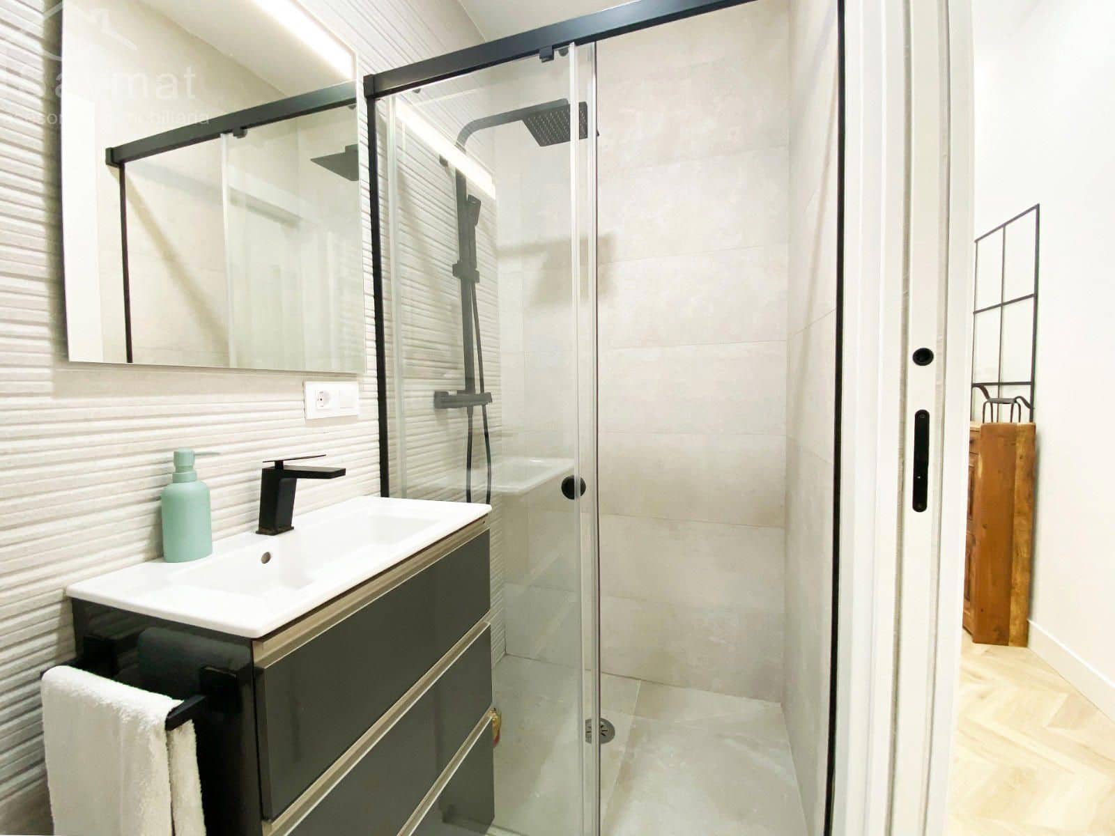 Piso de 4 habitaciones en Santander en venta - 550.000 € (Ref: 9981249)