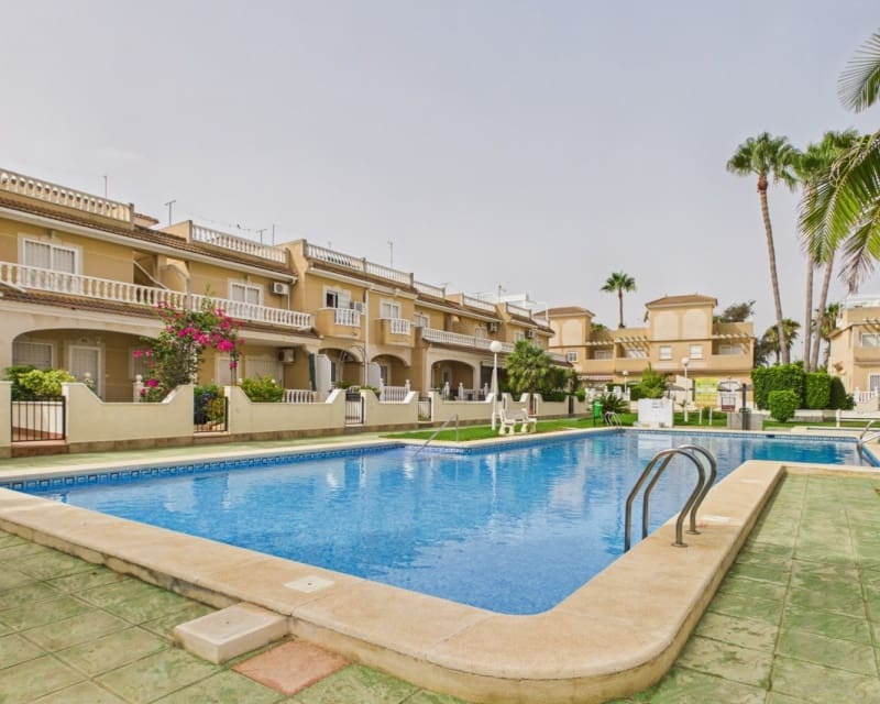 3 bedroom Townhouse for sale in Los Alcazares with pool - € 279,500 (Ref: 10000526)